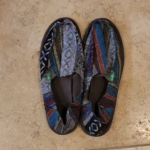 Sanuk sidewalk surfer shoes